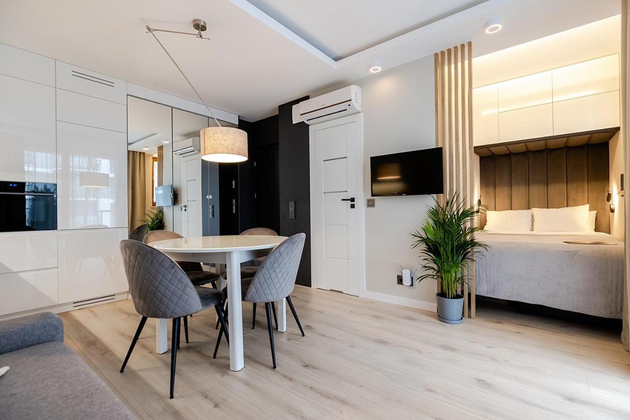 Apartment Wola, Wi-Fi, Smart Lock, Air Condition 华沙 外观 照片